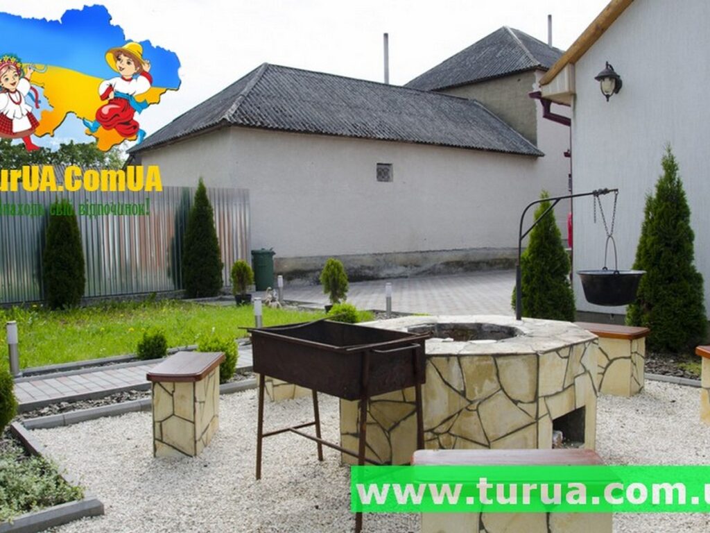 Будинок «ЗАТИШНА ХАТИНКА» Косонь