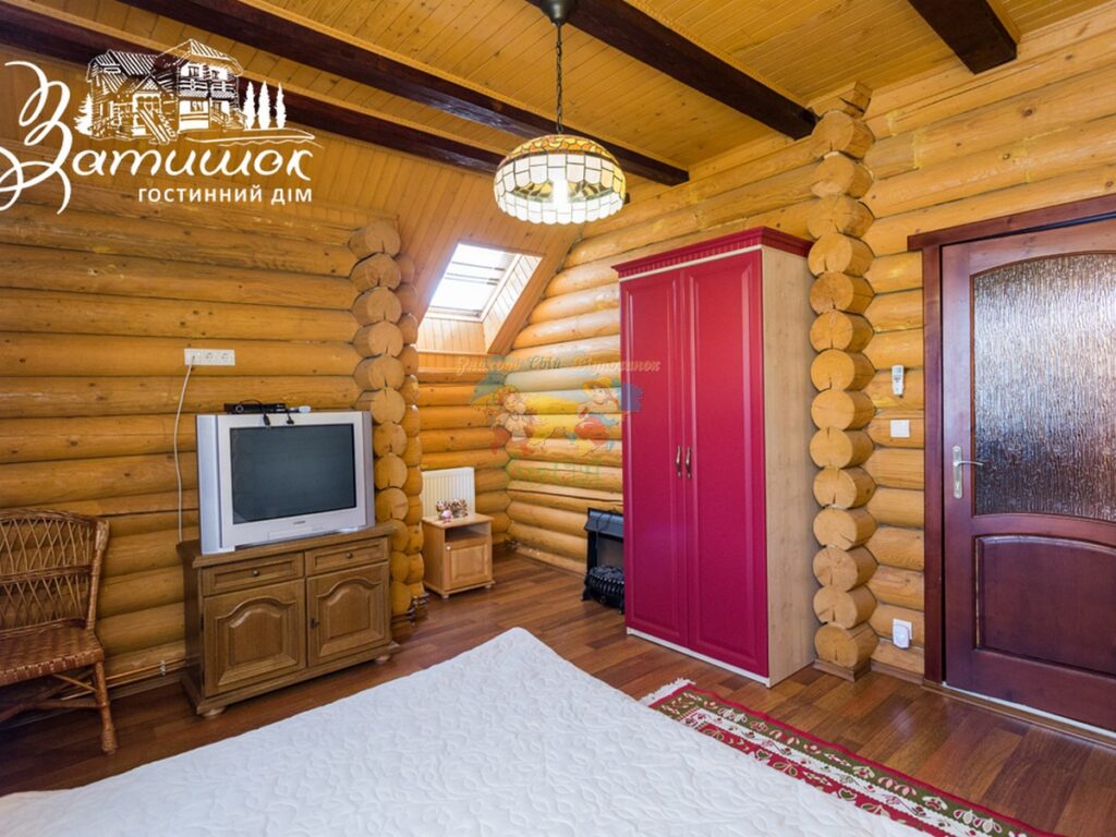 Гостинний дім ЗАТИШОК Дийда