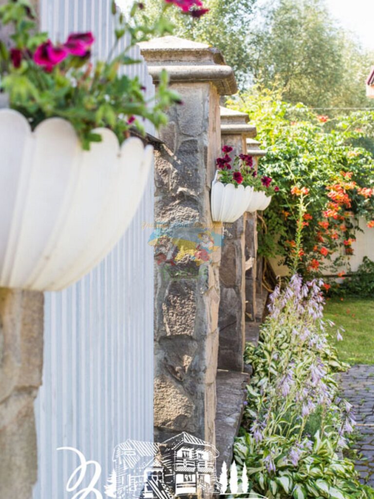 Гостинний дім ЗАТИШОК Дийда