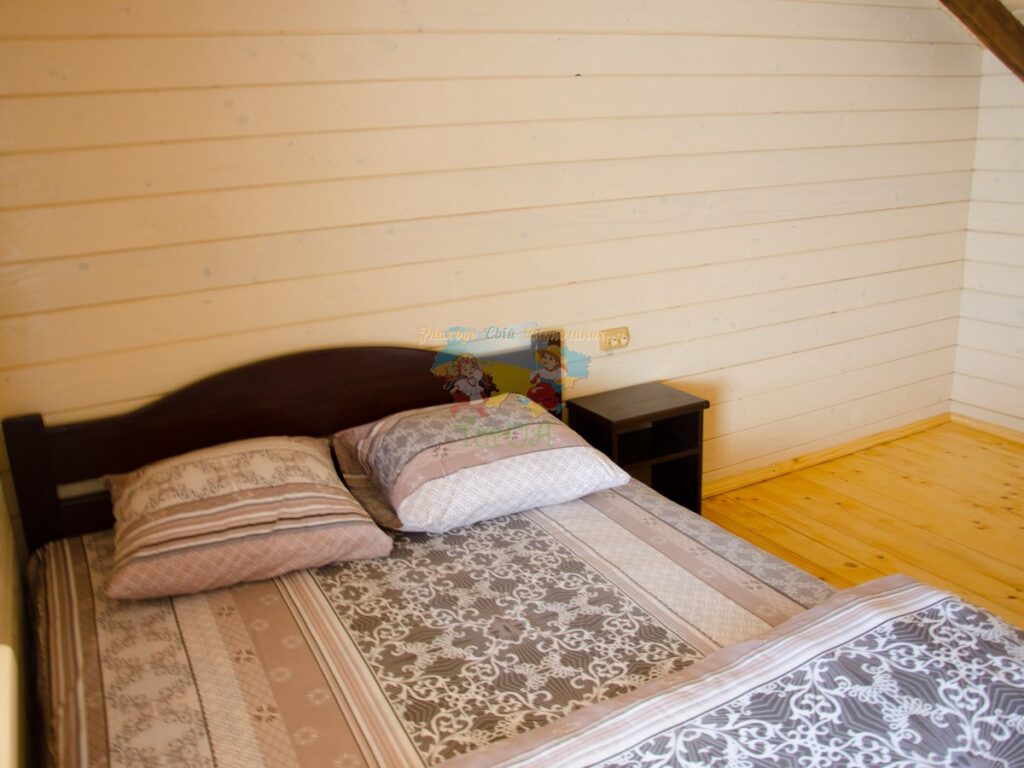 База відпочинку Золотий Павлін Солотвино