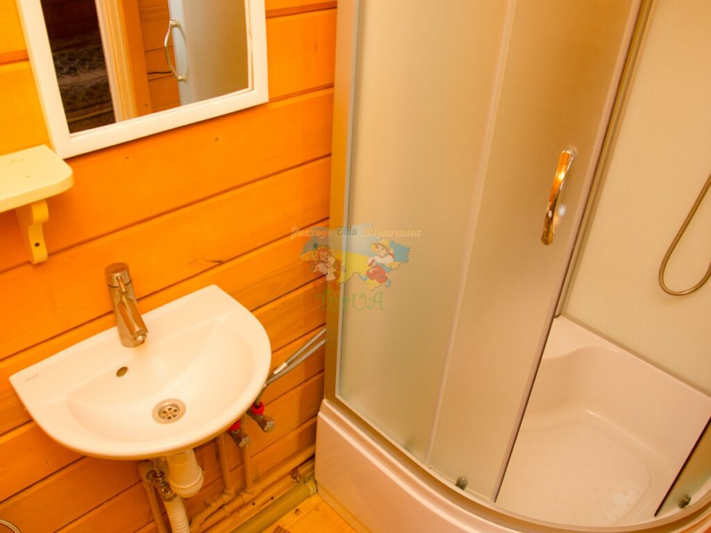 База відпочинку Золотий Павлін Солотвино