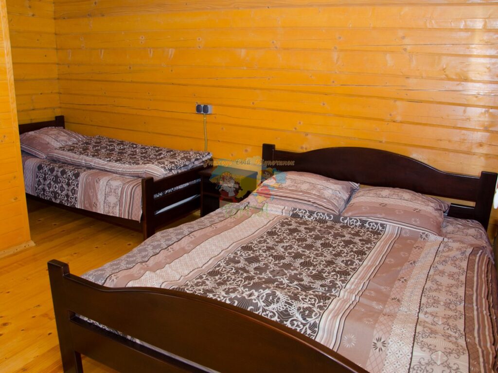 База відпочинку Золотий Павлін Солотвино